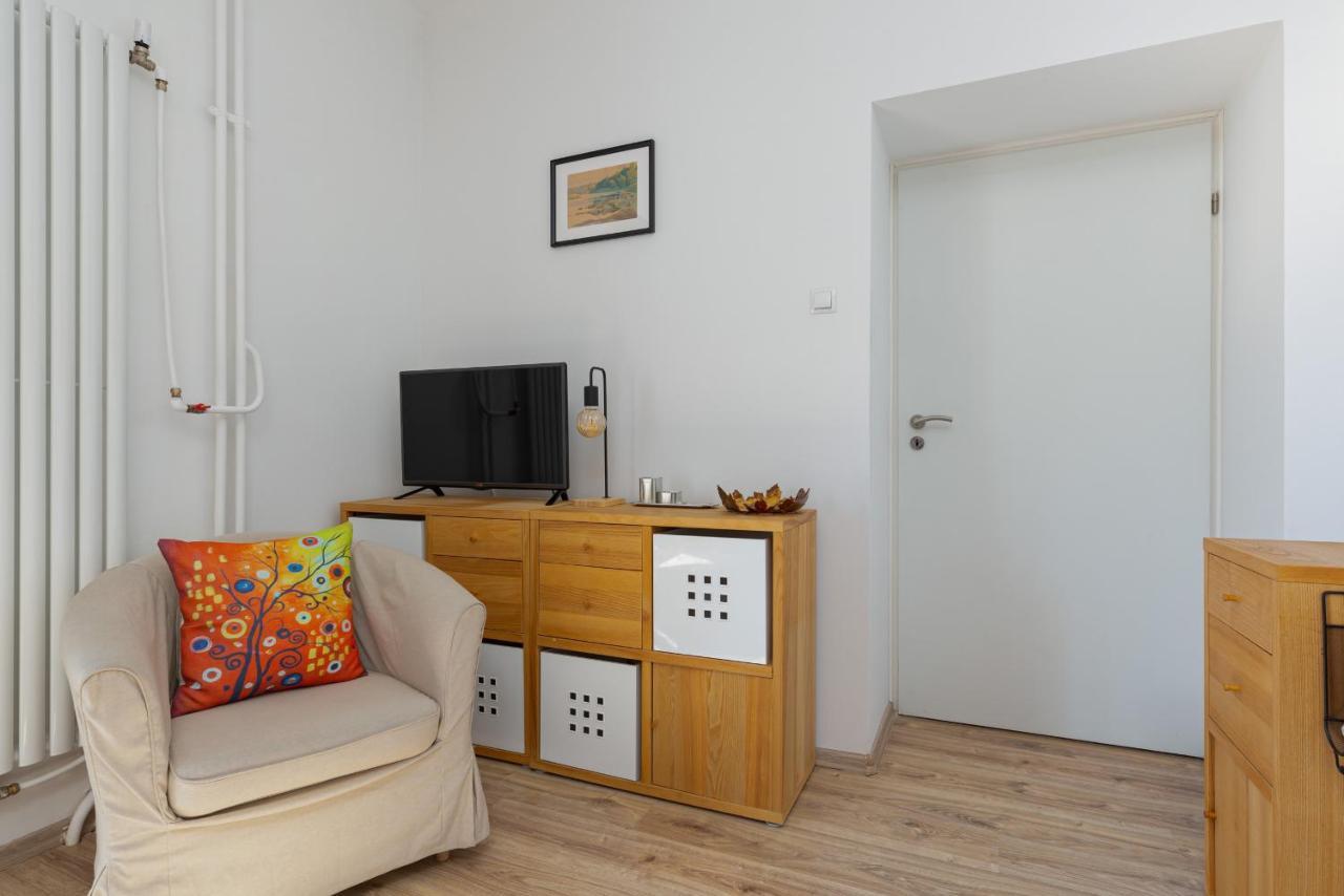 Apartment Bialobrzeska Warsaw By Noclegi Renters Ngoại thất bức ảnh